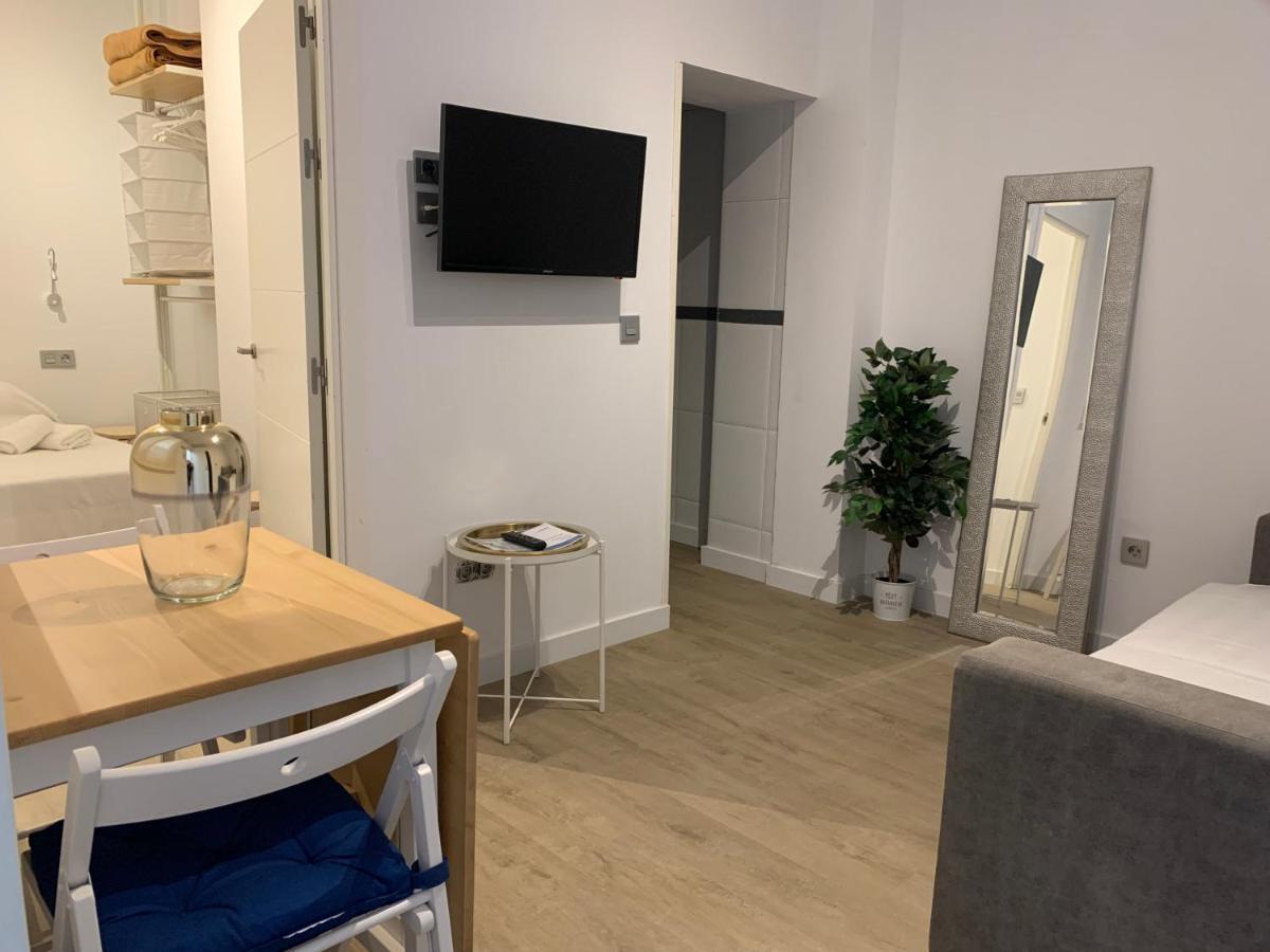 Apartmán Aparbel Flota Sevilla Exteriér fotografie